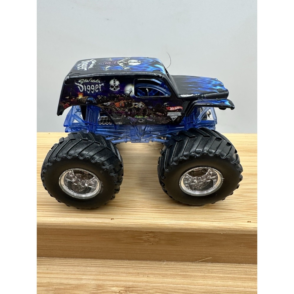 Monster Jam‎ Son-Uva Digger 1:64 Diecast Monster Truck